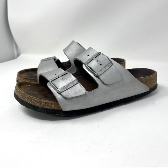 Birkenstock | Shoes | Birkenstock Arizona In Metallic Silver Size 39 Us Size  8 Medium Narrow | Poshmark